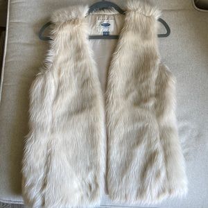 Old Navy white fur vest size small
